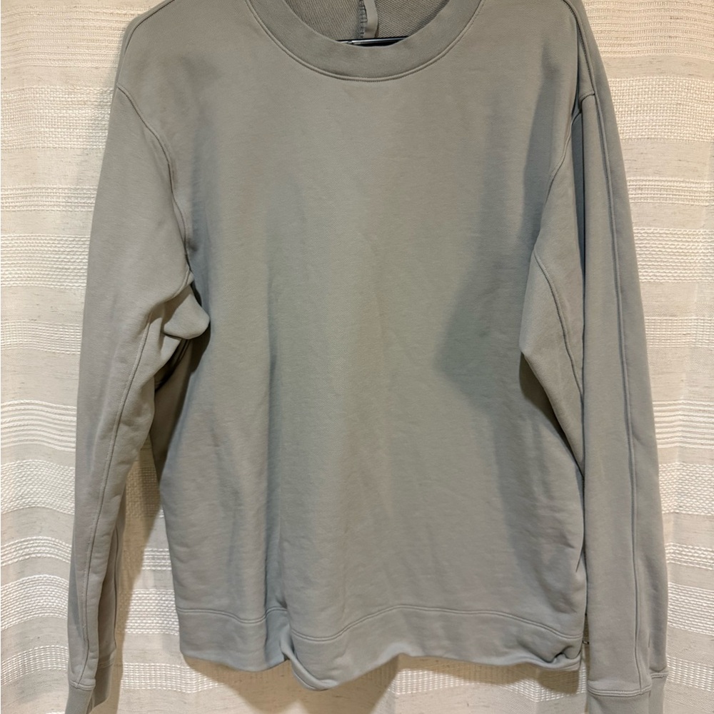 Lululemon Men's Gray Sweatshirt